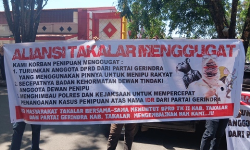 Aksi Pertama dari Aliansi Masyarakat Menggugat